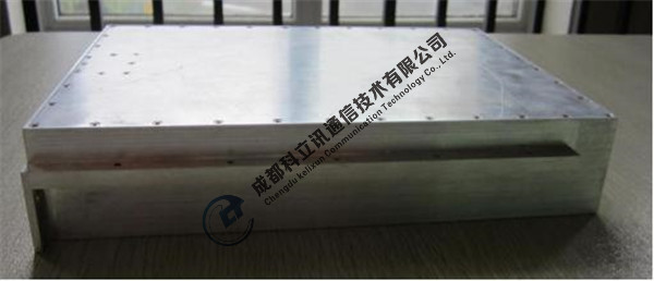 TN821 寬帶接收機(jī)